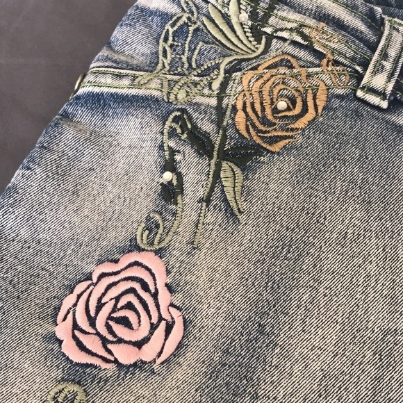 Flare Jeans - Picture 1 of 12